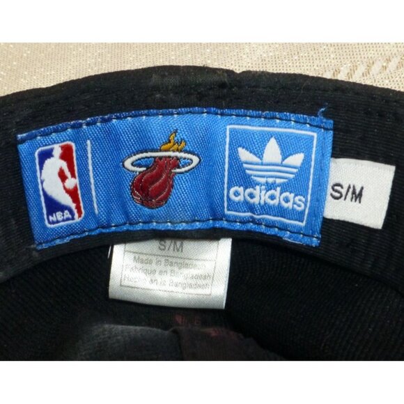 Adidas Miami Heat NBA Black & Red Fitted Cap S/M - Picture 6 of 8